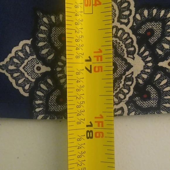 EXPRESS BOHO MOROCCAN PRINT,LACE SHOULDERS, FULL, LONG SLEEVES, DRE… - Picture 8 of 9